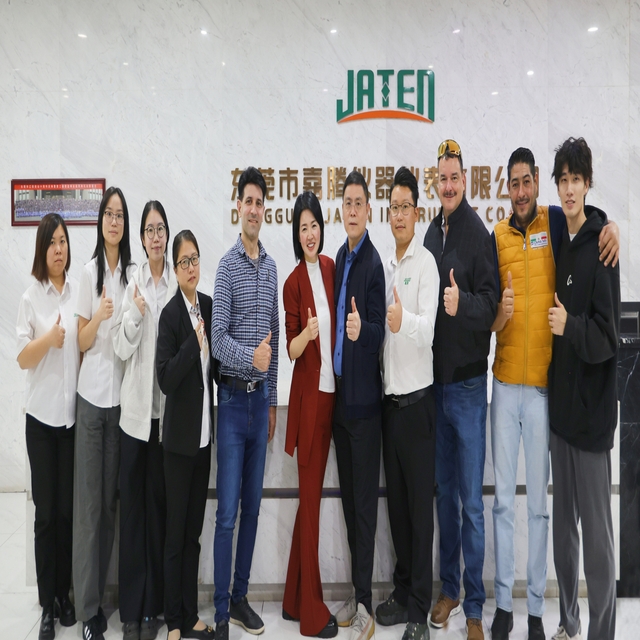 brazil-mexico-customers-factory-visit-optical-measuring-equipment