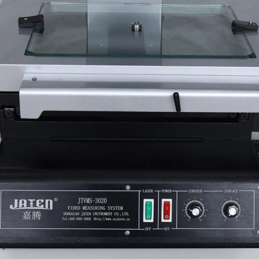 toolmaker-microscope-precision-measurement
